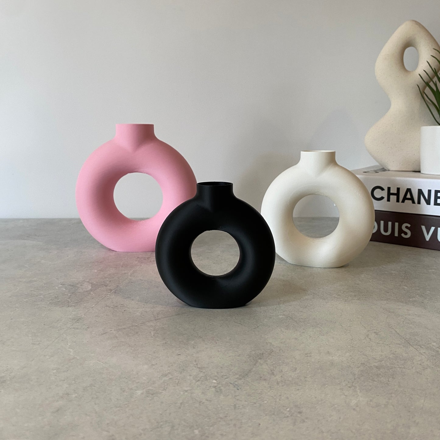 Nordic Circular Hollow Donut Vase
