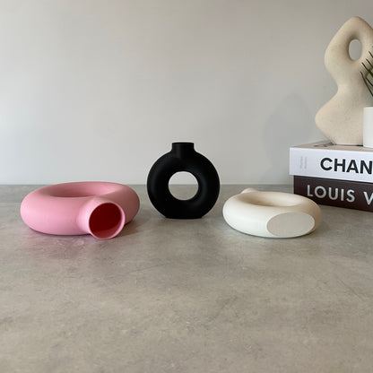 Nordic Circular Hollow Donut Vase