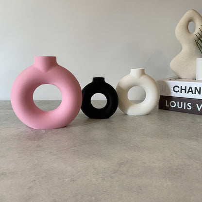 Nordic Circular Hollow Donut Vase