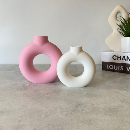 Nordic Circular Hollow Donut Vase