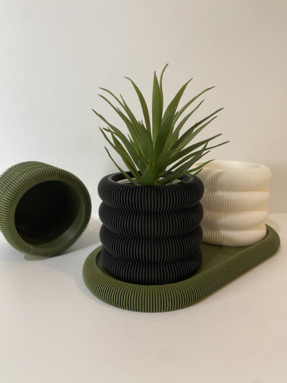 LuxAura Ribbed Planter & Tray Set