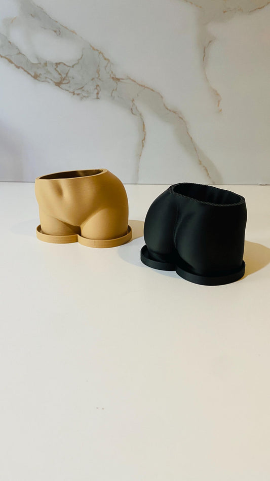 Sculptural Woman’s Butt-Shaped Planter Pot